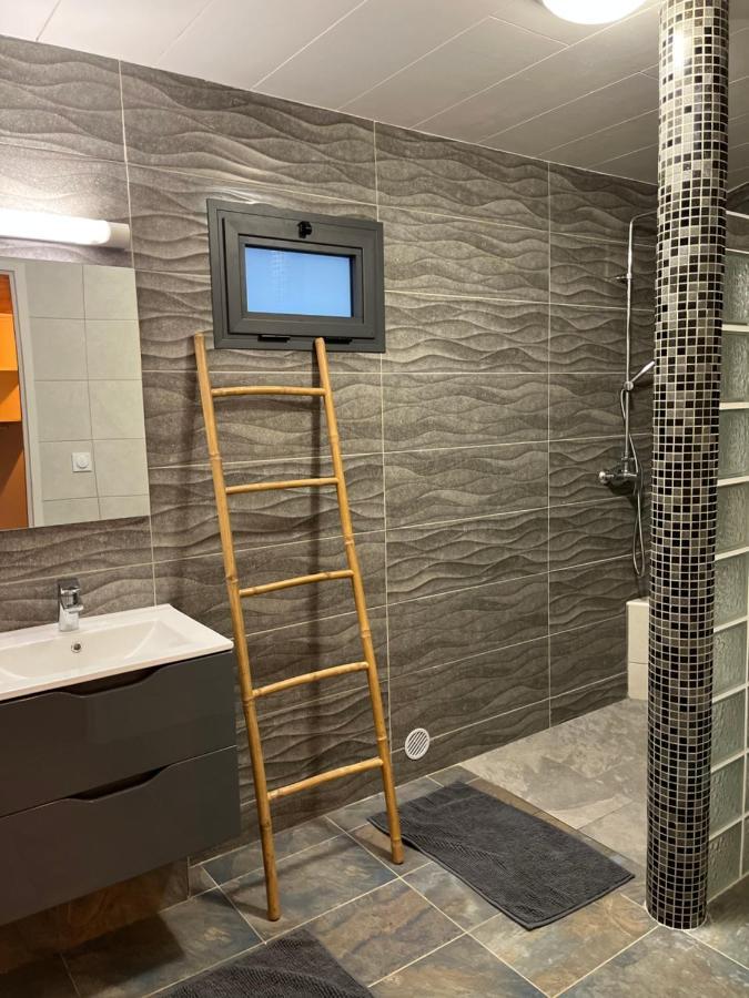 Villa Niagara Avec Spa Sainte-Suzanne エクステリア 写真